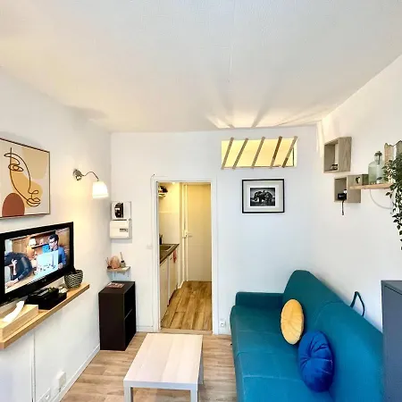Appartement Studio Cosy 17Eme Parigi Esterno foto